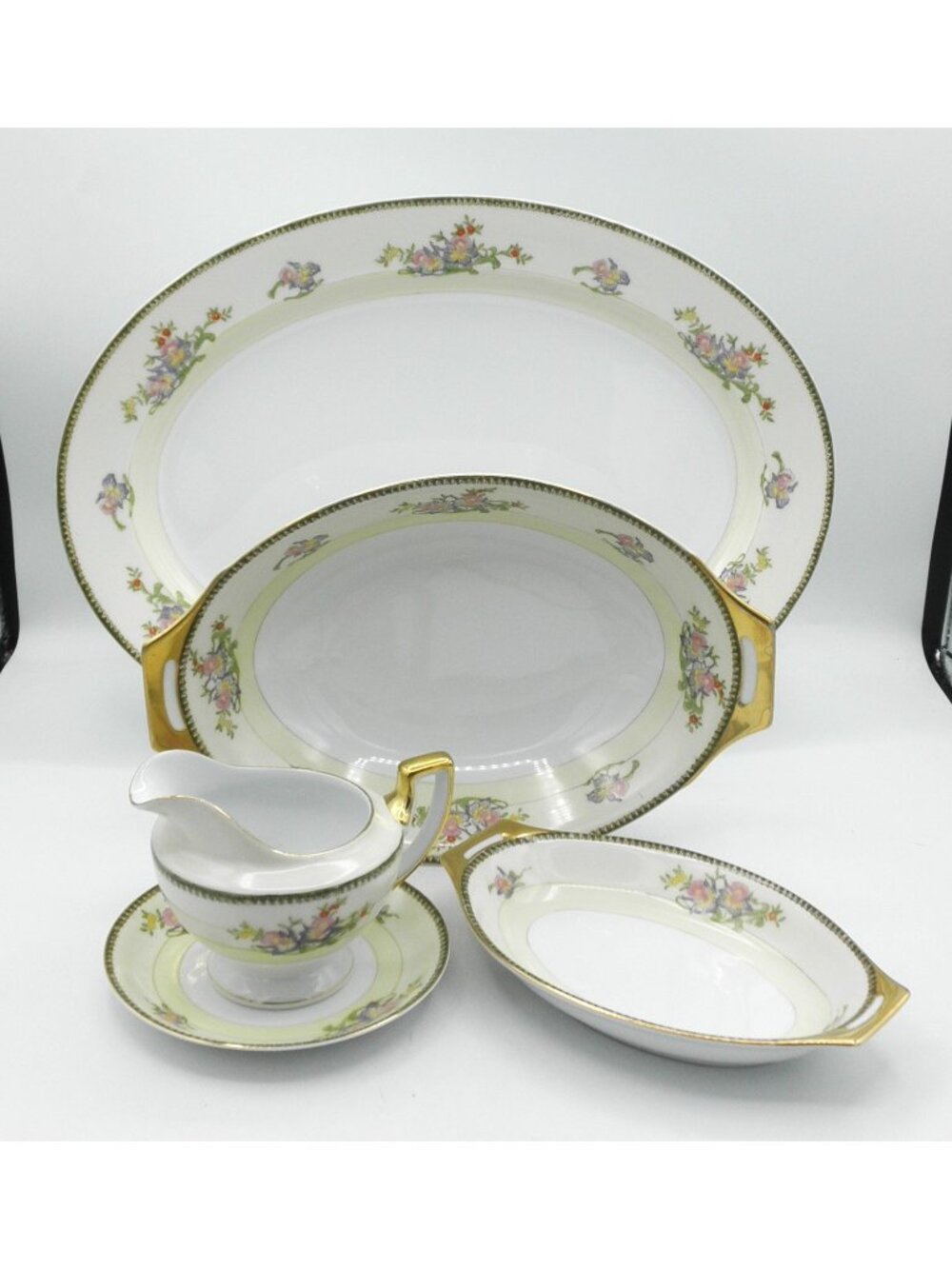 Berkshire by Meito 4 Piece Servingware Lot Pattern Code MEIBER Vintage Tableware